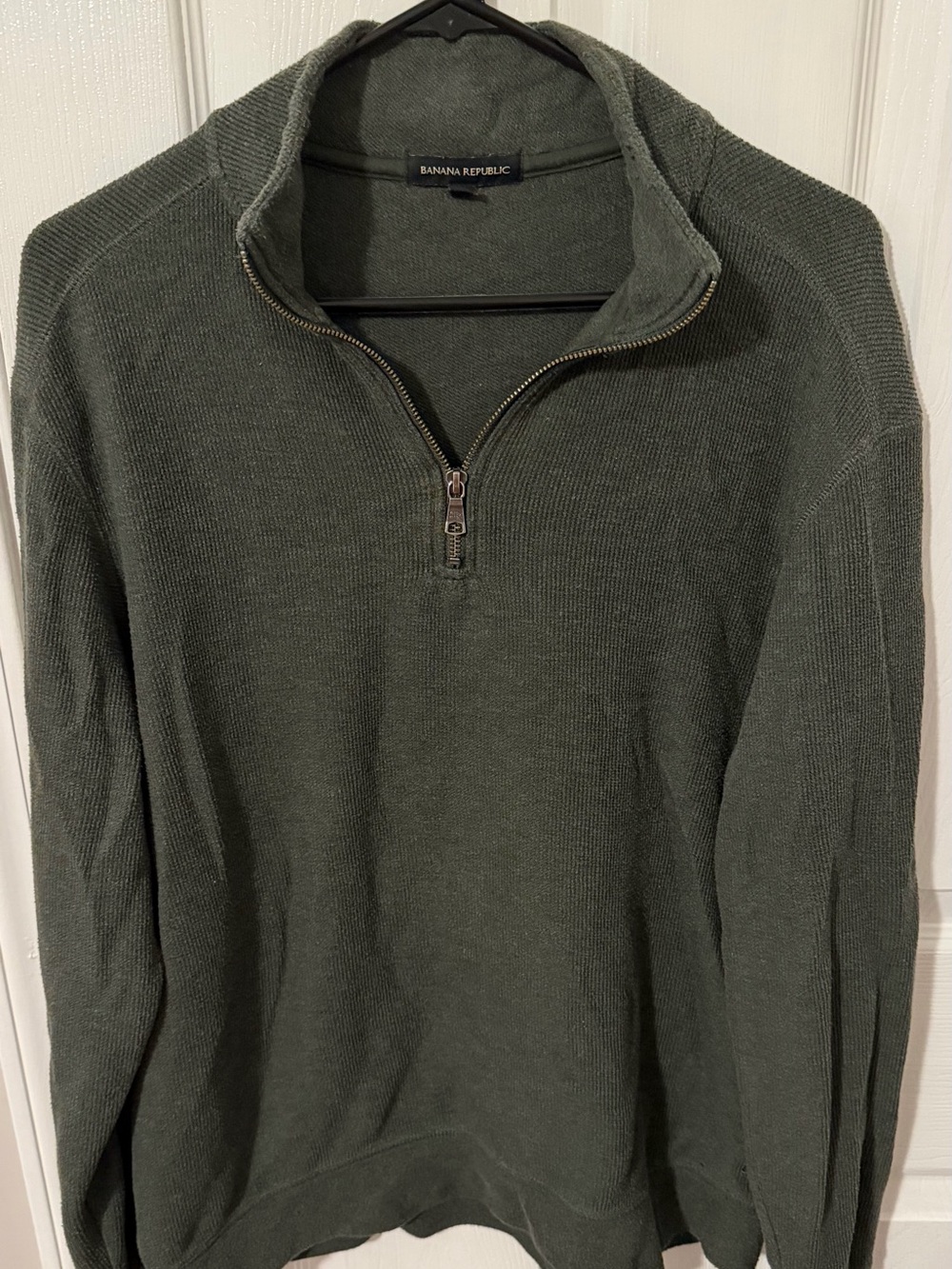 Banana Republic Men's Dark Olive 1/4 Zip Sweater